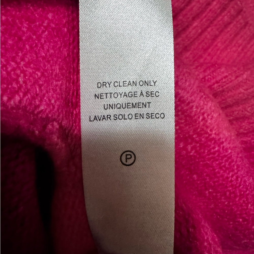 NWT•Splendid•Zeena Zip Front Cardigan
Fuschia•XS - Picture 10 of 10